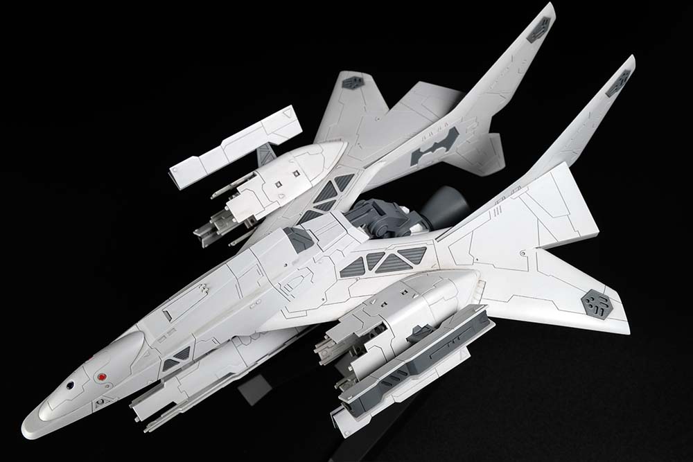 「シルフィード」の機体をモチーフとしたプラモデル「SA-77 シルフィード/ランサータイプコンバーチブルキット」。6月発売、価格は5,720円(税込)