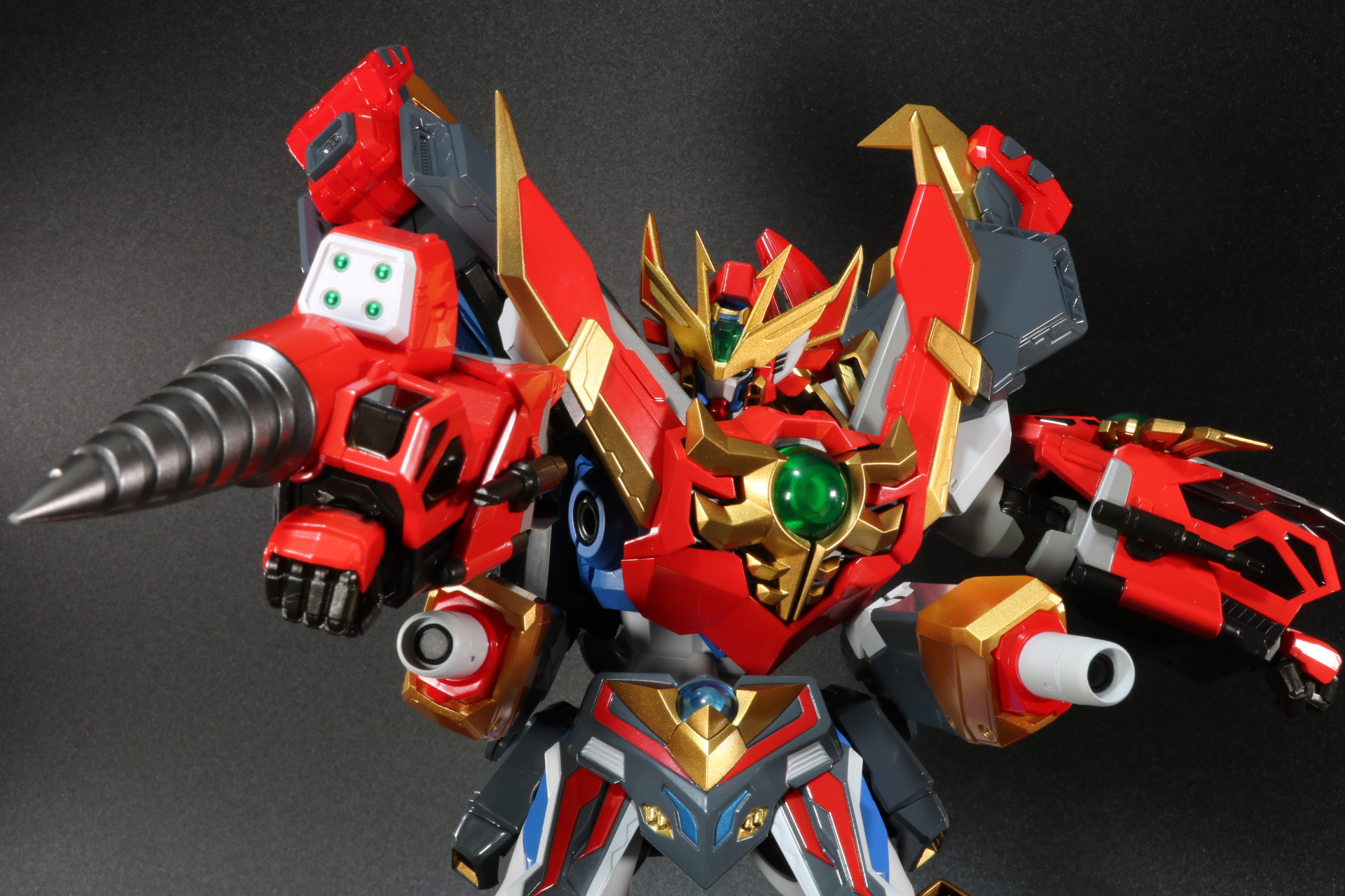 迫力満点のパンチ！