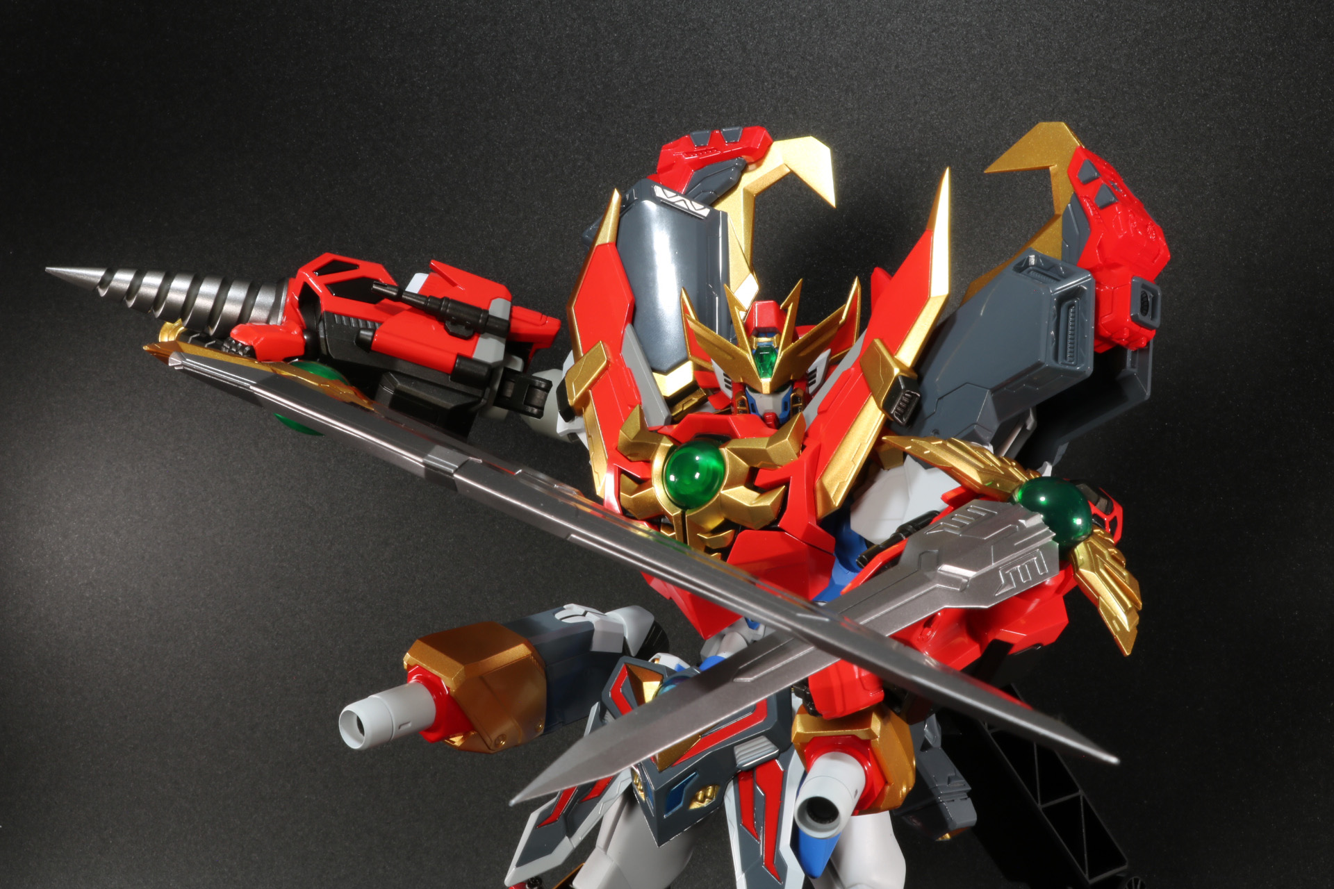 「超重弾劾剣」と超重剣の二刀流のシチュエーションも楽しめる