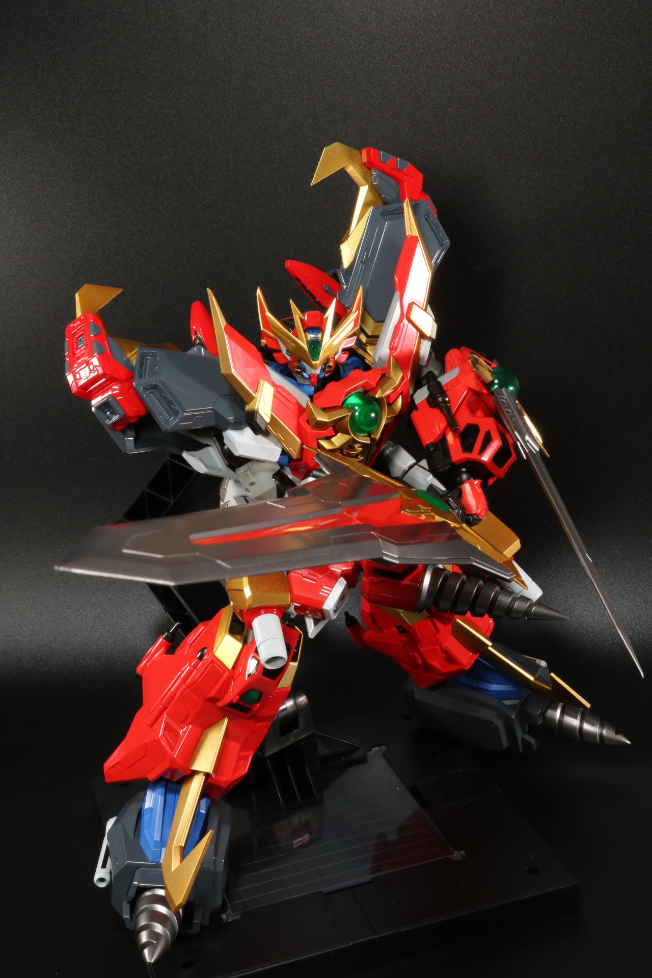 剣を構えれば迫力満点