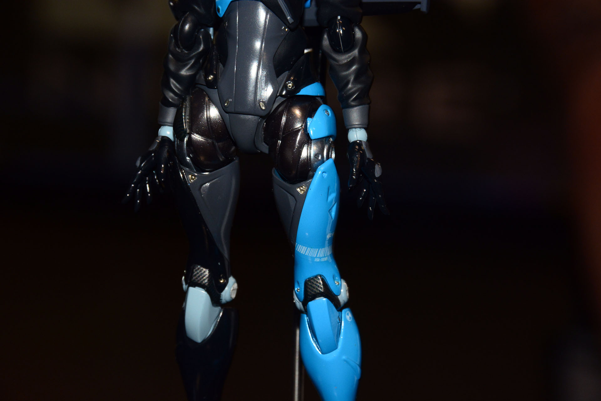 "TECHNO AZUR"はスポーティーなイメージ