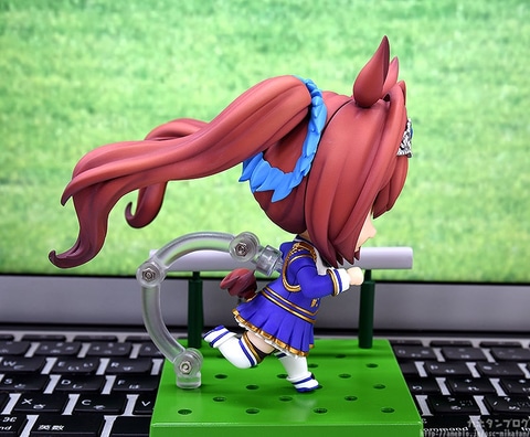 ちゅー顔も付属！ 「ウマ娘」より「ねんどろいど ダイワスカーレット