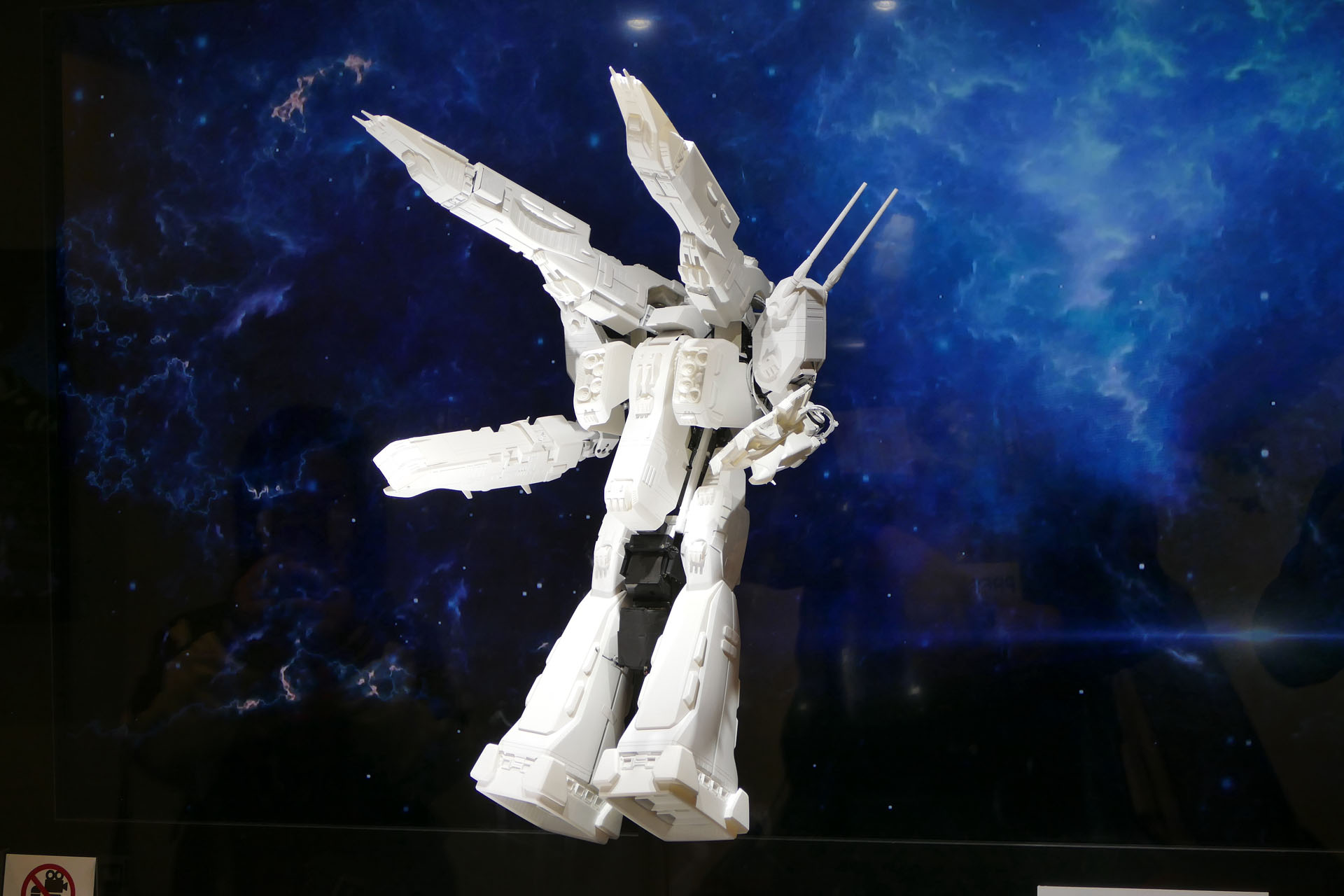 強行型の主砲発射態勢