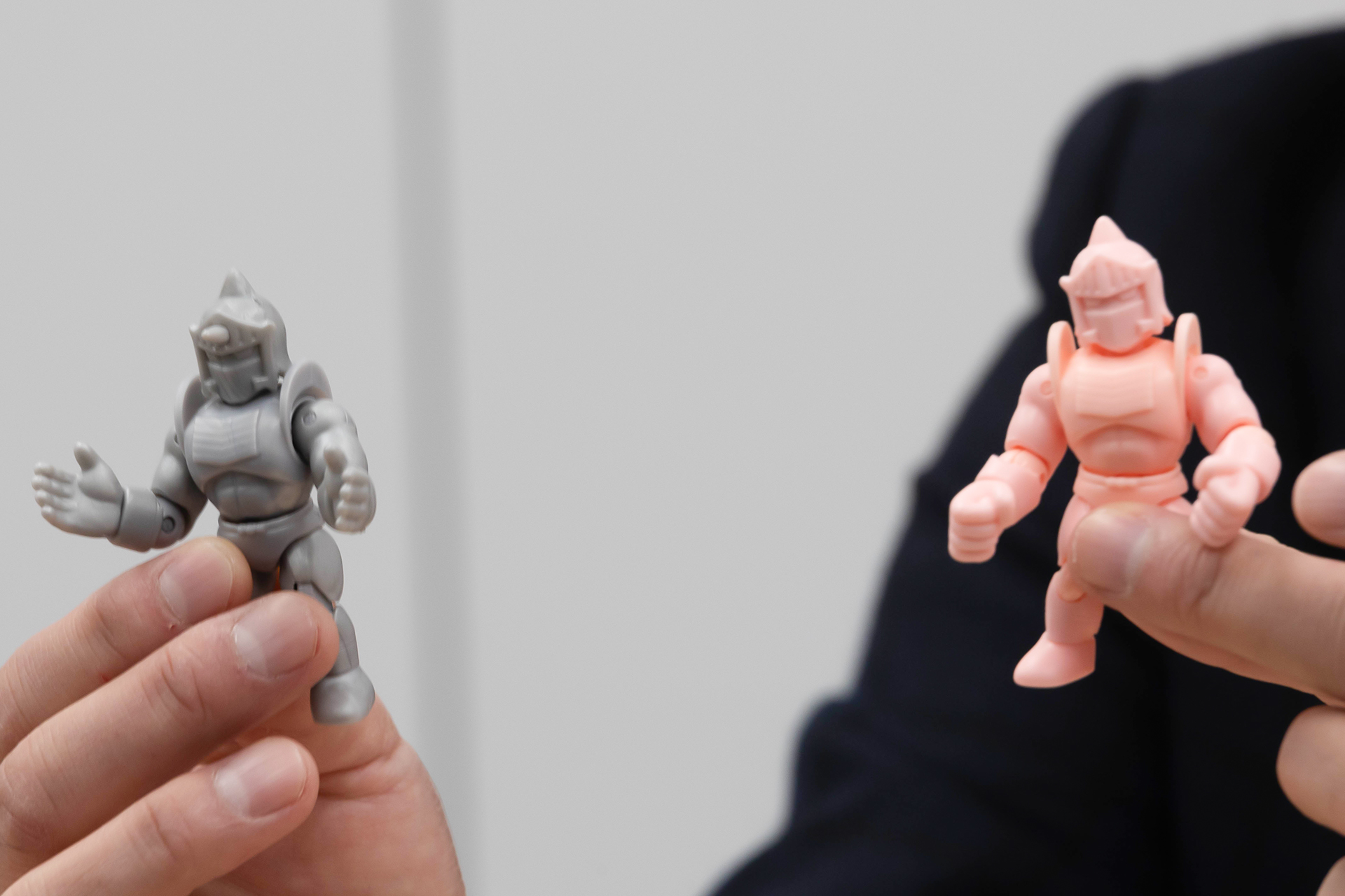 どのキャラクターにも2種類の手パーツが付属している