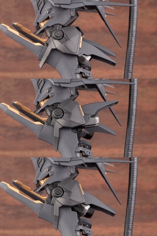 ARMORED CORE 4」より、「DECOCTION MODELS レイレナード 03-AALIYAH