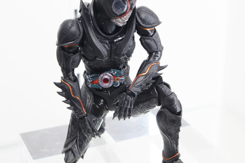 S.H.Figuarts仮面ライダーBLACK SUN&SHADOW MOON S.H.Figuarts 仮面ライダーSHADOWMOON | 魂ウェブ