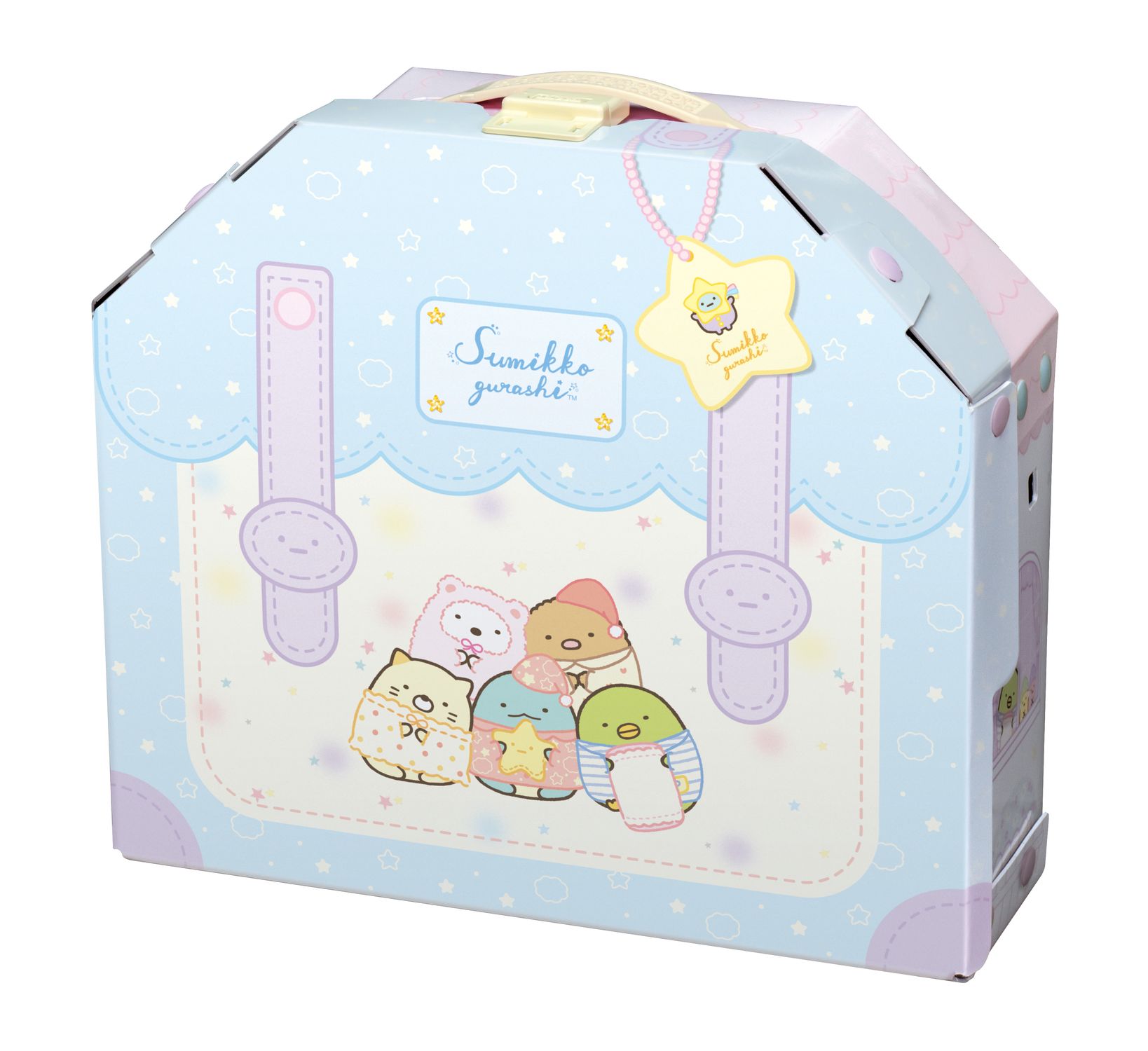 パッケージにもすみっコぐらしのキャラクターたちがたくさん。リカちゃん（別売）や家具を一式収納して持ち運びも簡単