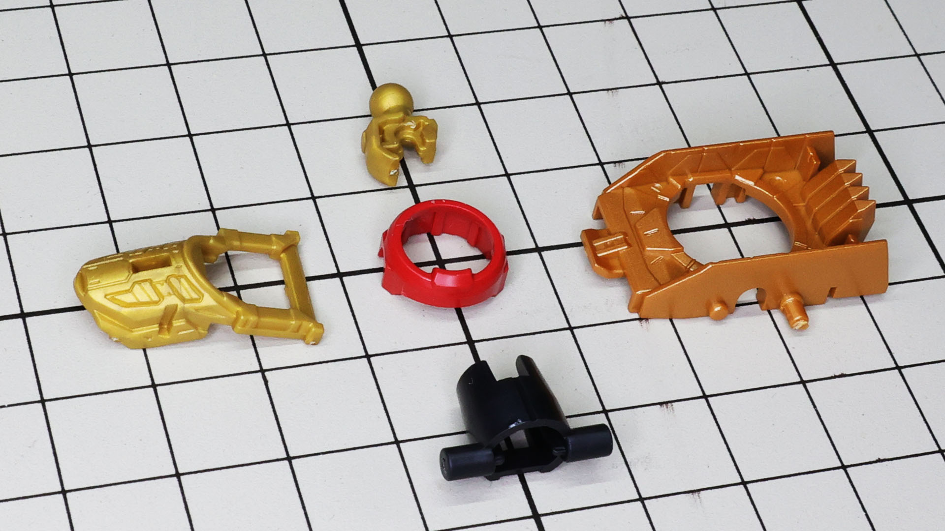 首ブロックに上部コクピットカバーもついています