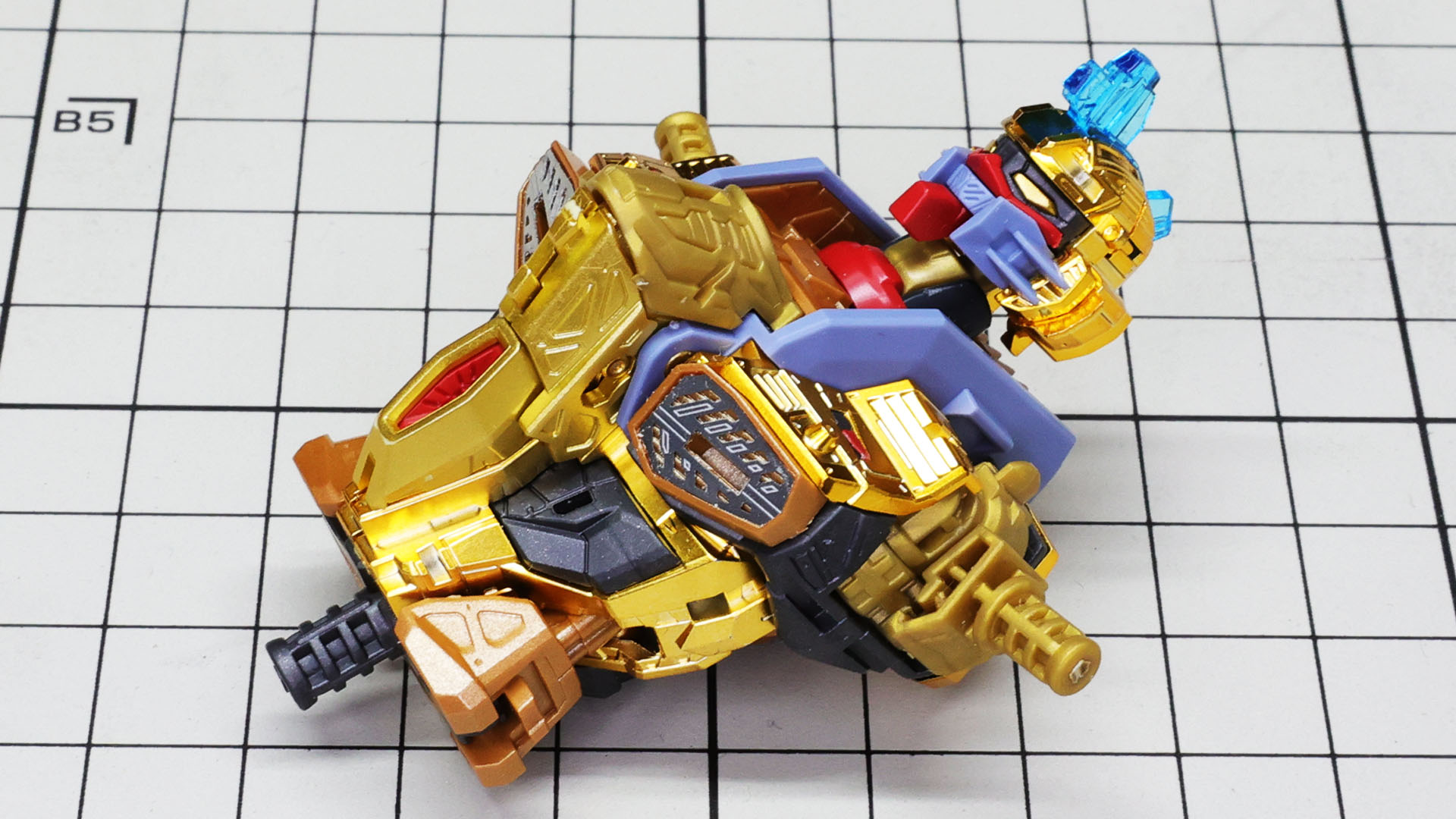 プラスチック素材では難しい胸部ダクトの表現も素晴らしい