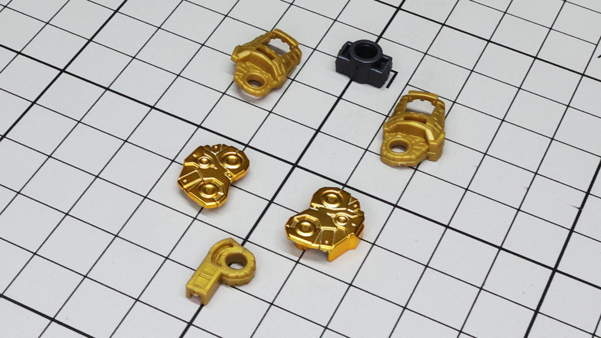 上腕と肘関節は一緒に組まれます