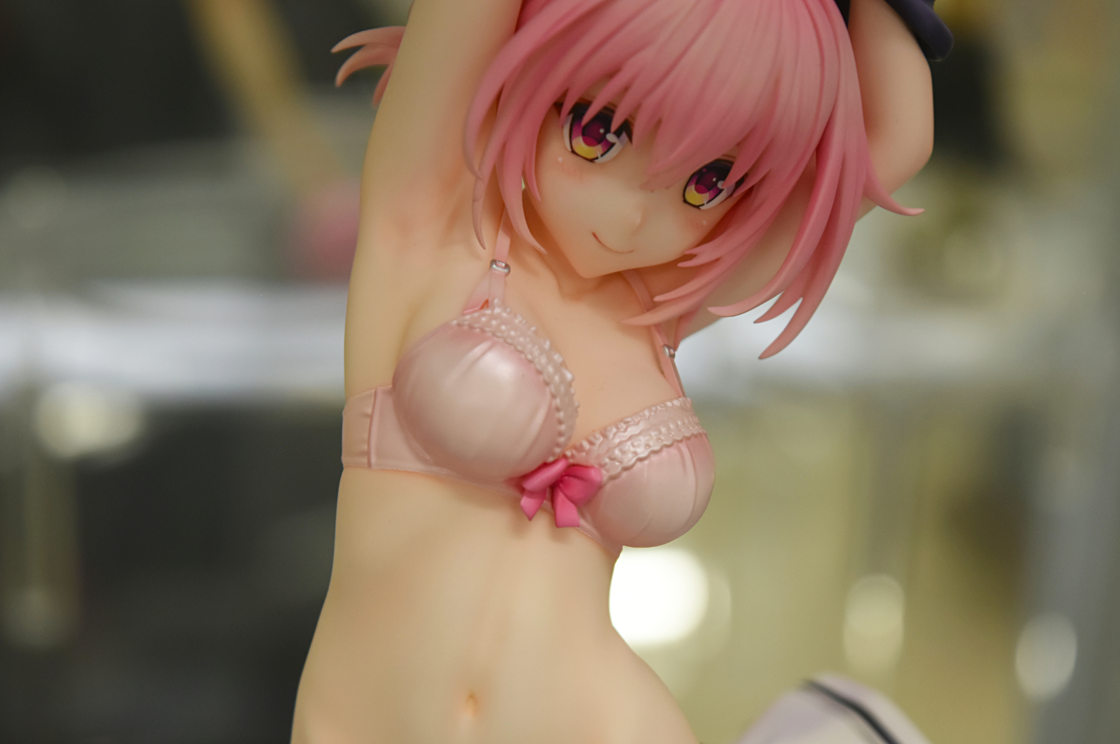 上も下も、目を引くポイントが多すぎる