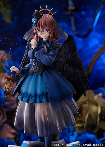 黒く染まった堕天使姿の中野三玖が立体化。「五等分の花嫁