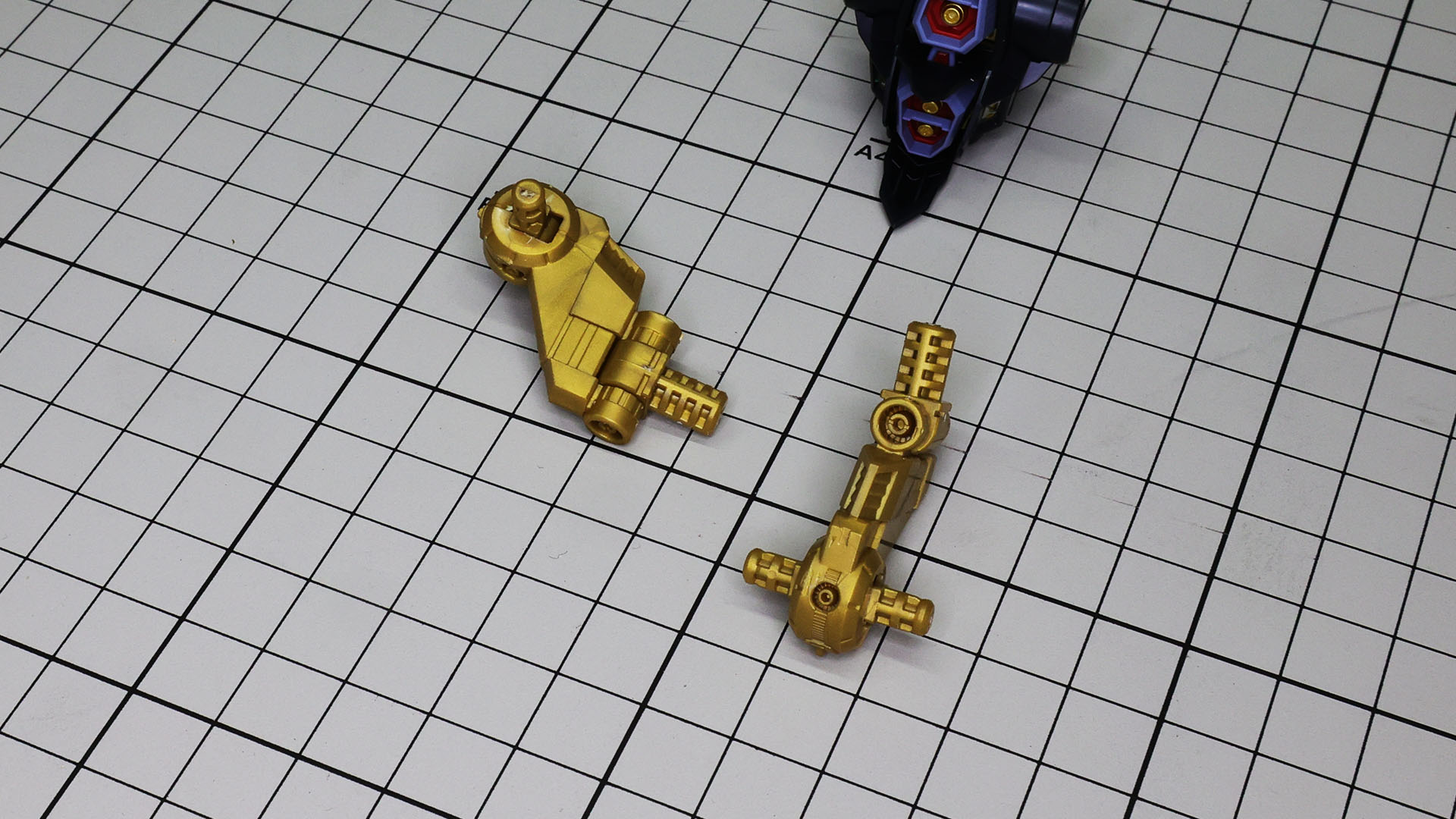 組み上げ時に硬かったらペンチでじんわり挟み込んでもいいと思います