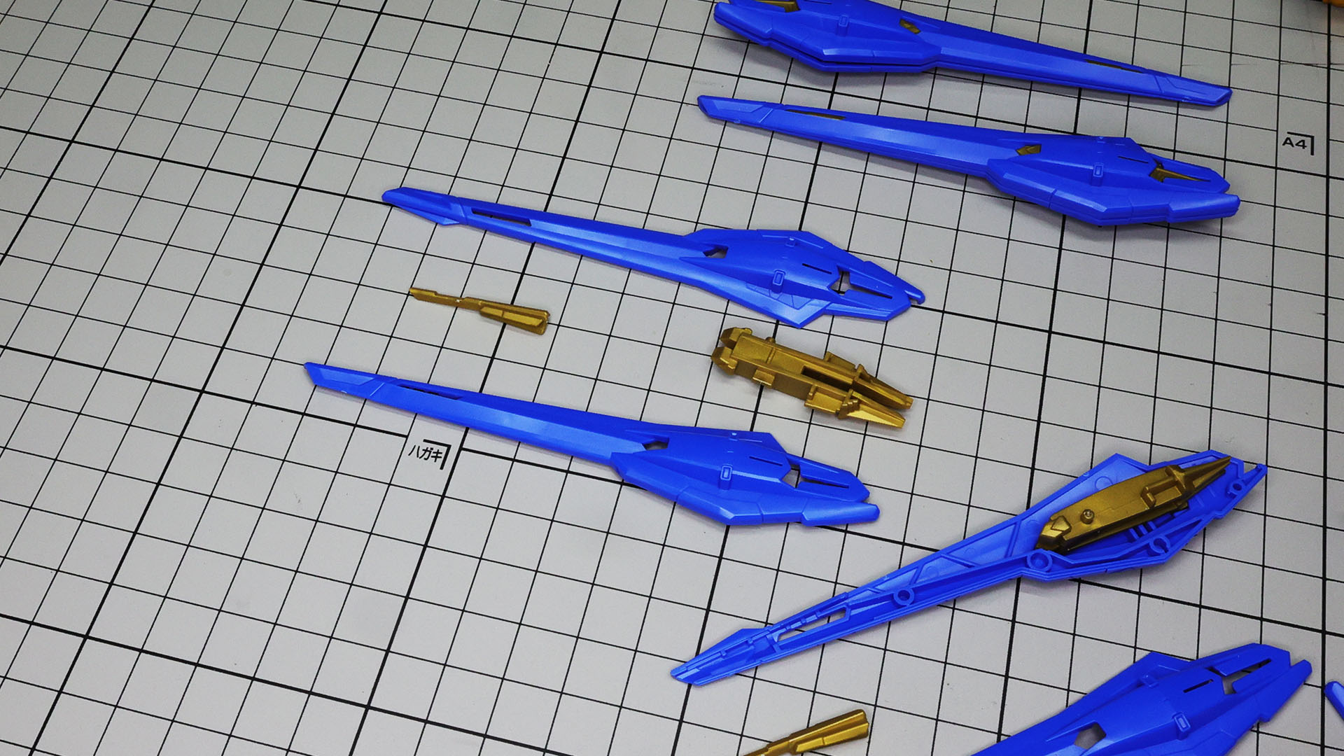 1基は4パーツで構造は簡単です