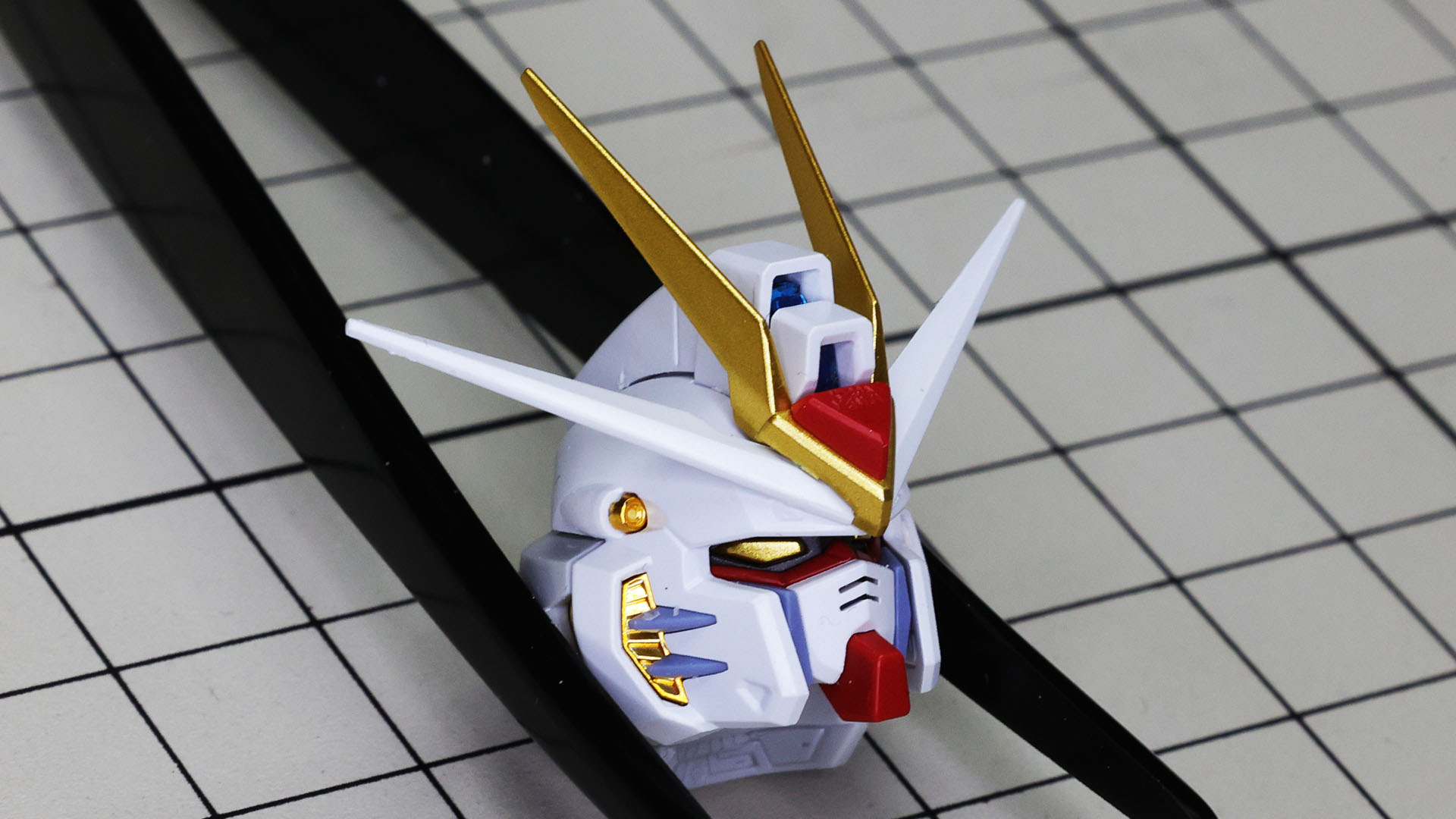 ただただかっこいい頭部！