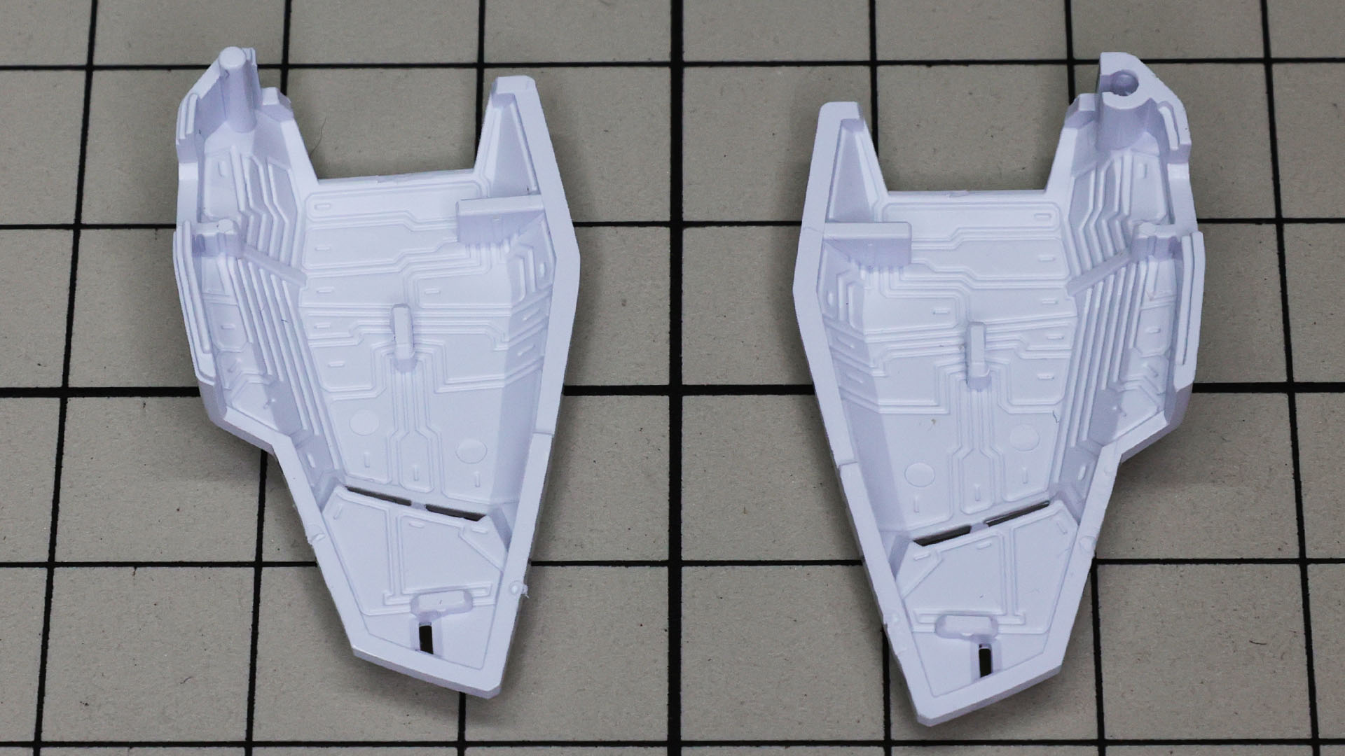 こういったパーツがいくつかありますので探してみてください！