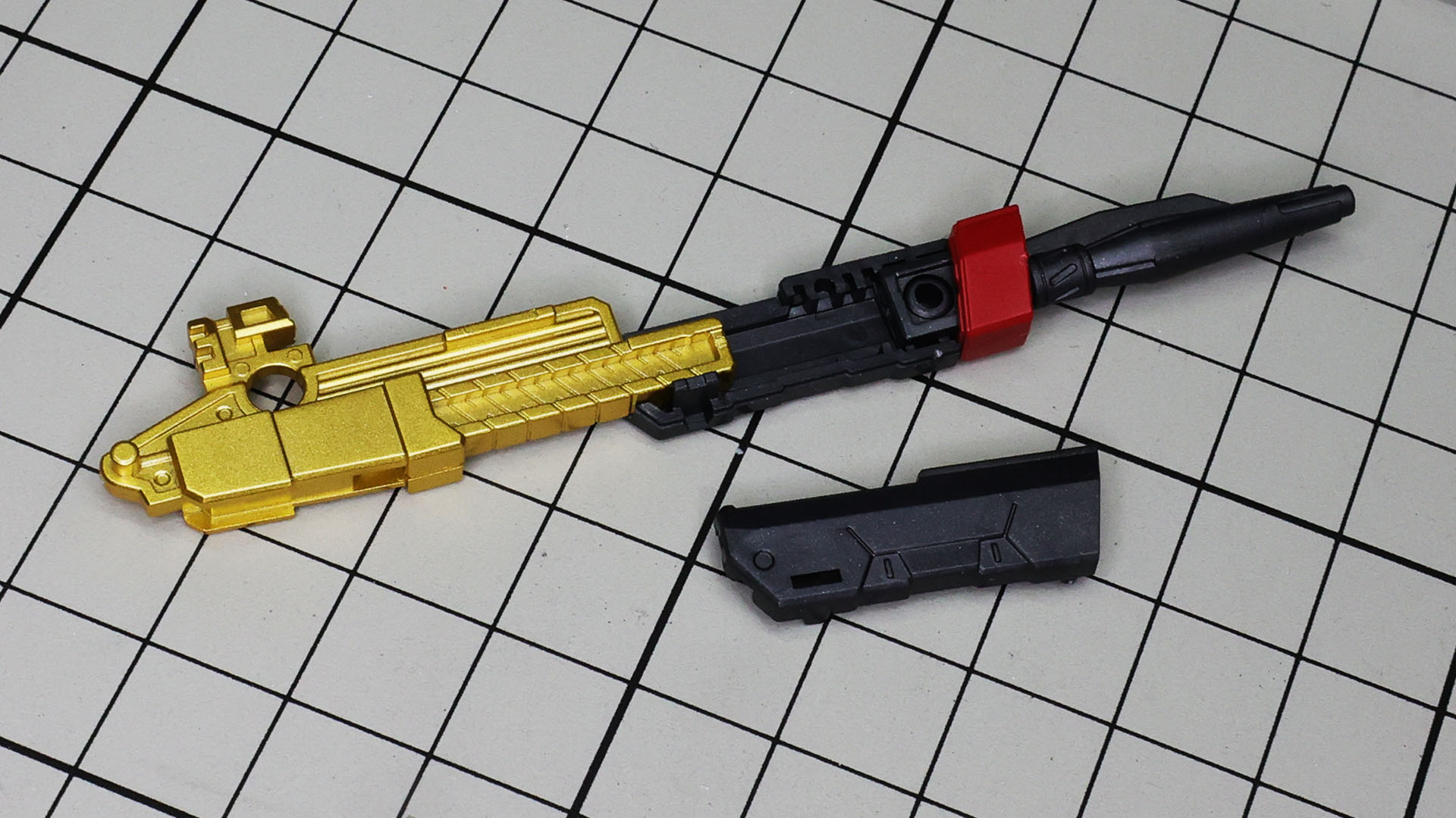 ゴールドの銃身を組み込んで……