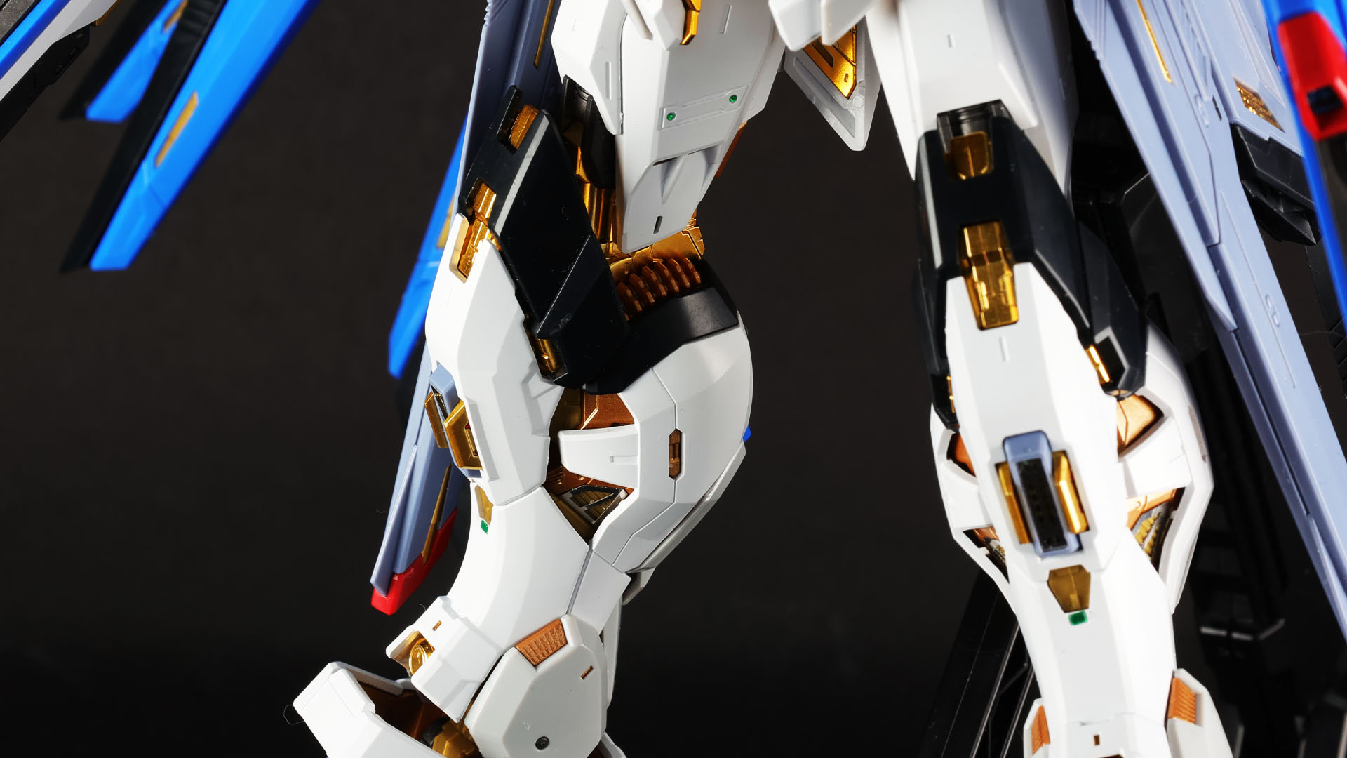 敵地に急ぐストライクフリーダムガンダム