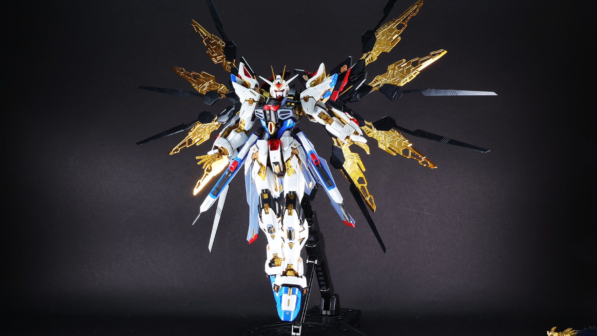 スーパードラグーン射出後はゴールドのフレームが露出する