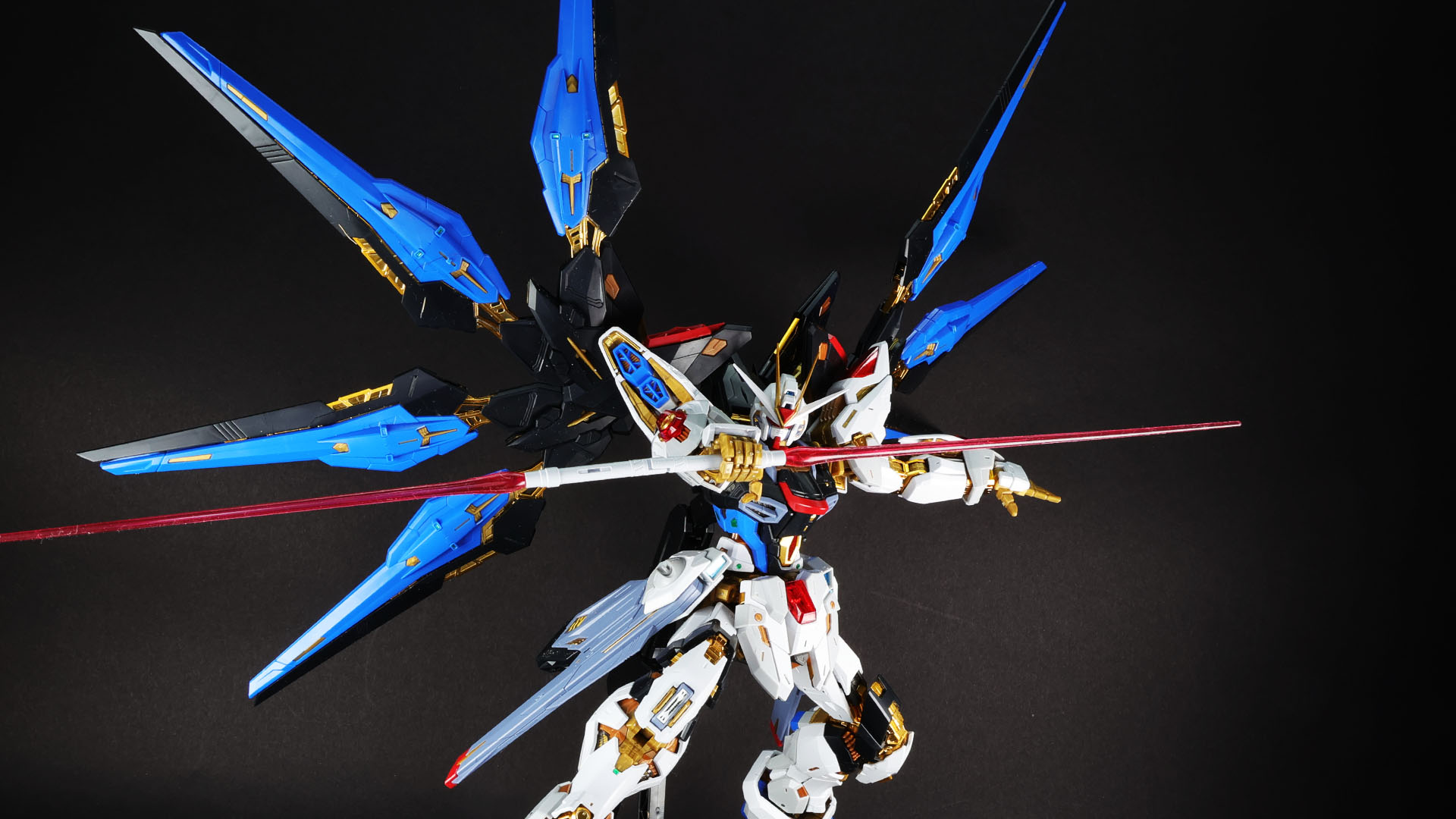 装甲を付ければスタイルと可動もカンペキ！