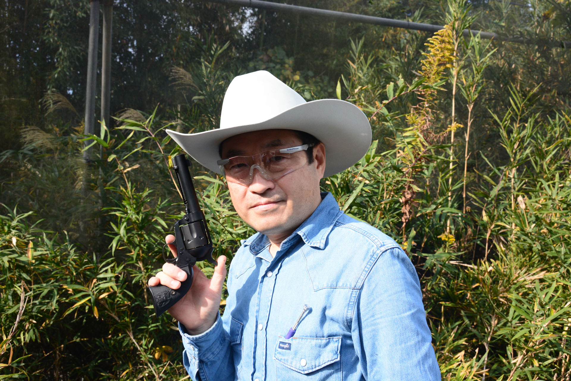 ガンプレイなど、西部劇トイガンファンに多く知られるトルネード吉田氏