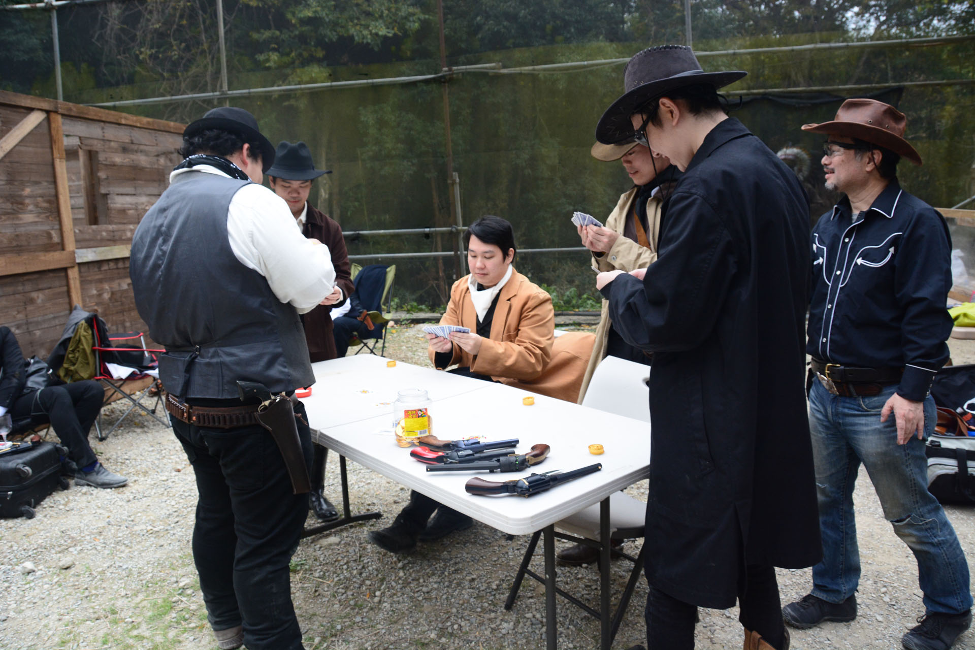 ポーカーではなくババ抜きで勝負