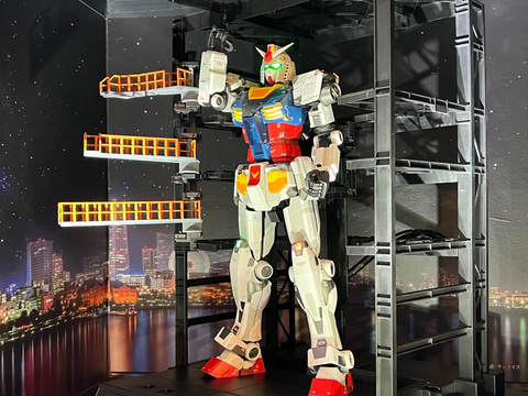 魂ネイション】「動くガンダム」が大型フィギュア化！ 起動実験音声や