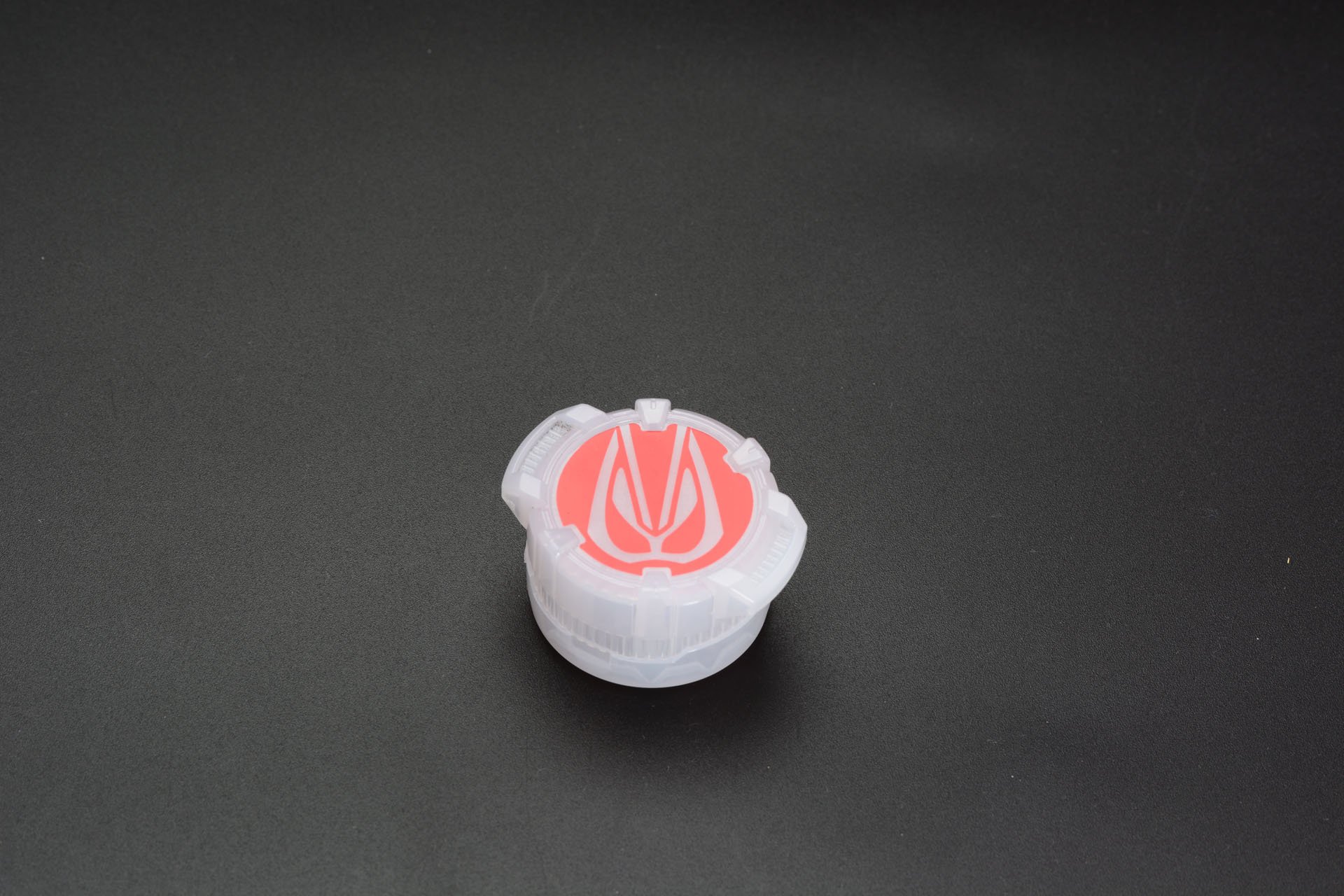 「ライダーコアID」。ギーツのマークが描かれている