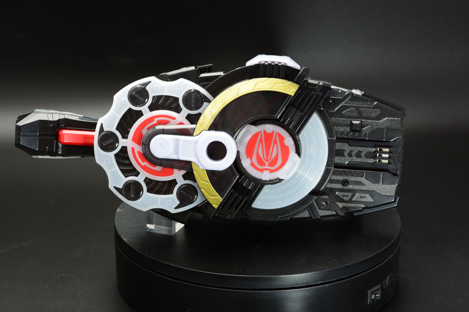 マグナムレイズバックルを装着！