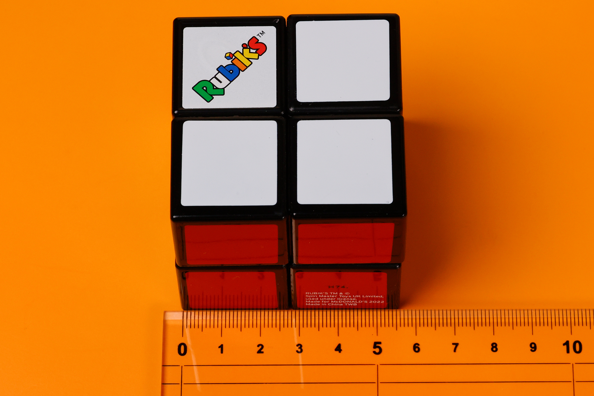 それぞれの幅は5.6cmほどだ