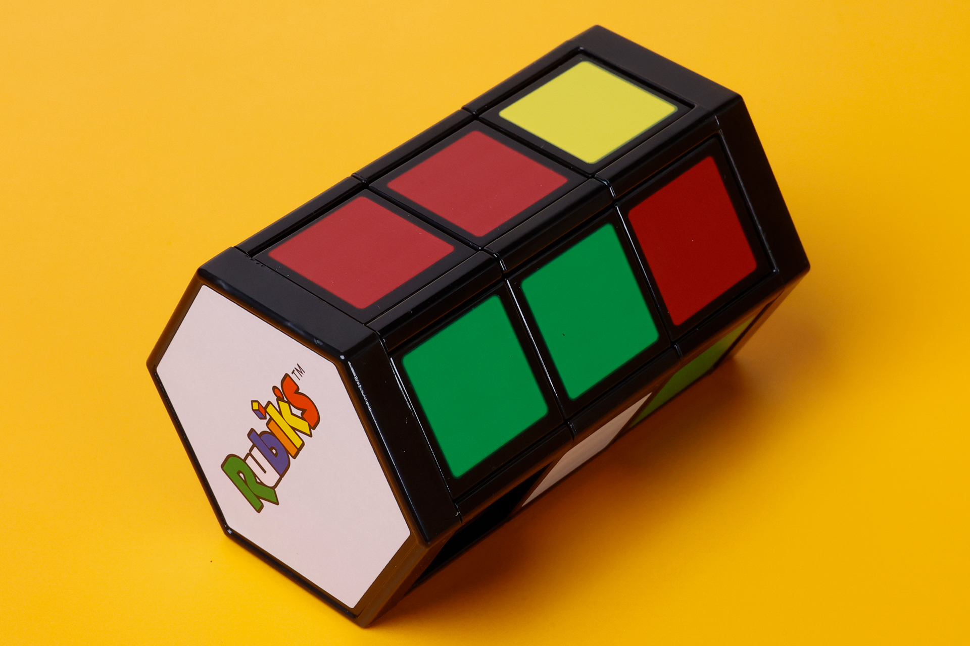 カラフルなところは、本家本元の「ルービックキューブ」譲りだ