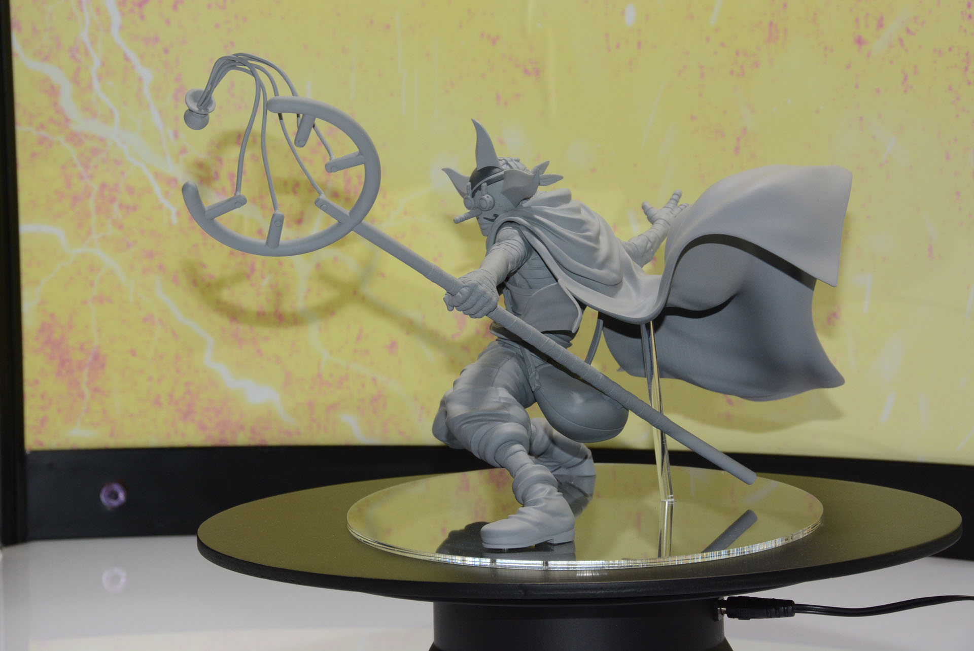 あえて狙いを付けるときではなく、射撃を放った瞬間を再現。力の抜け具合も注目して欲しい