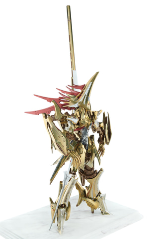ガレージキット帝紀マグナパレス　と、プラモデル　ザ　ナイトオブゴールド ガレージキット「HSGK 帝騎マグナパレス ザ・ナイト・オブ