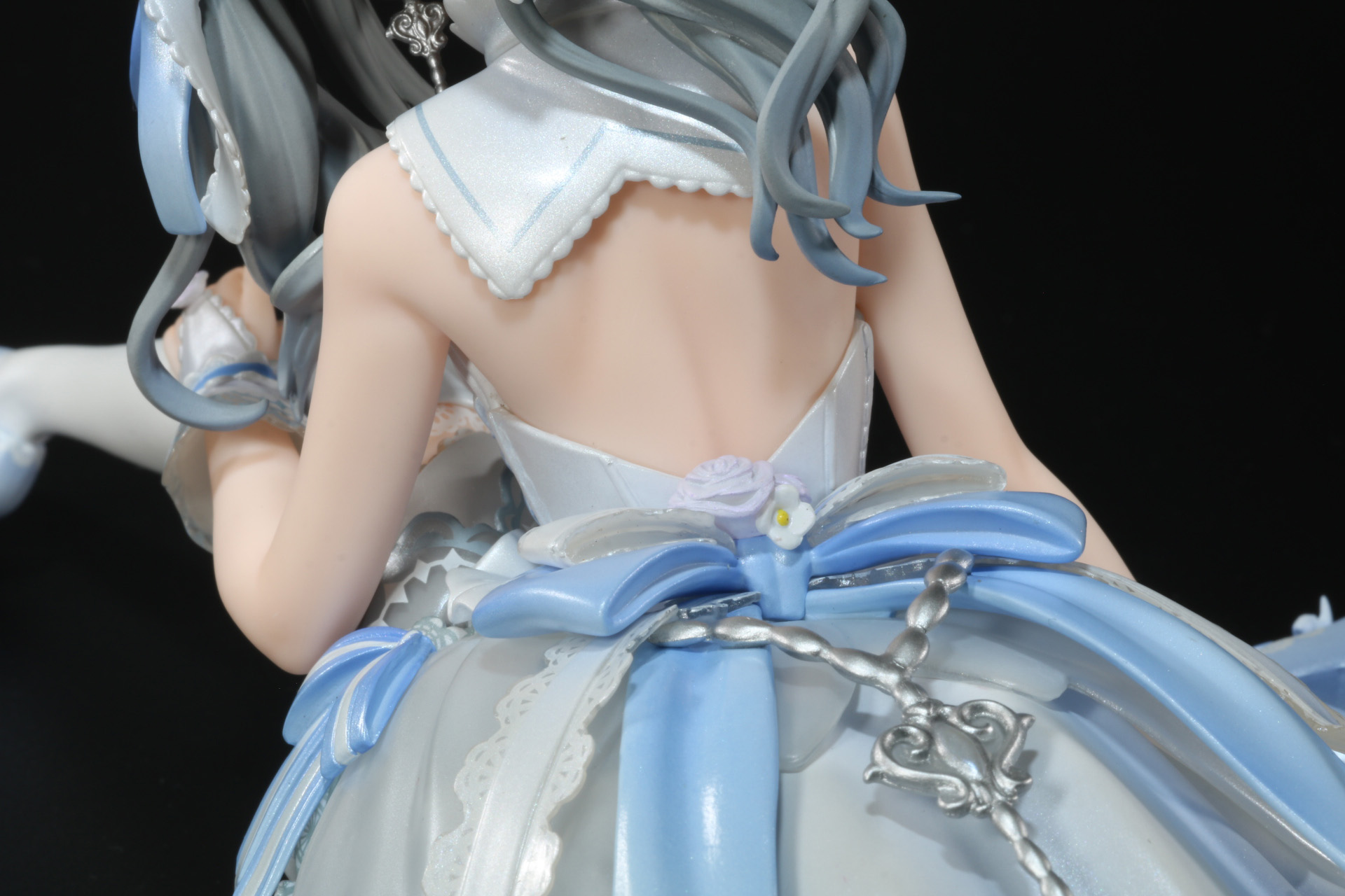 背中の柔らかいそうな質感