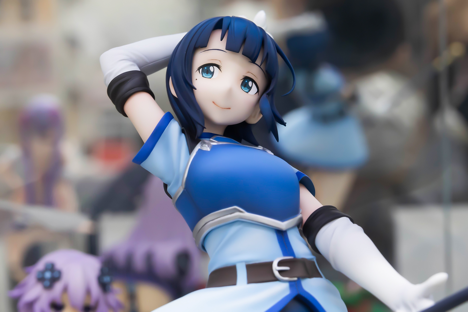 おでこあたりでパッツンと切られた前髪がかわいらしい！