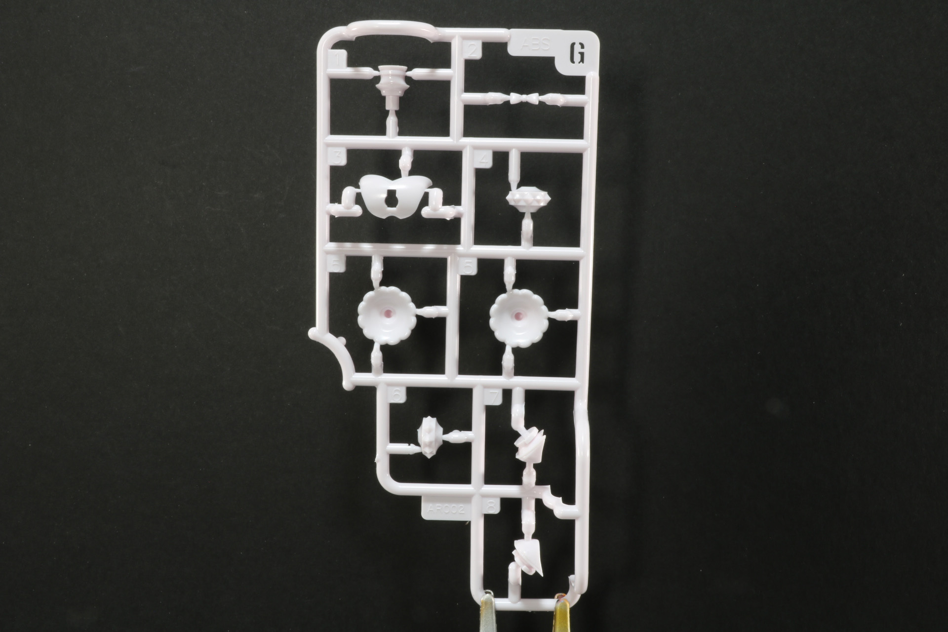 ホワイトの肩や袖口などに使用するGランナー
