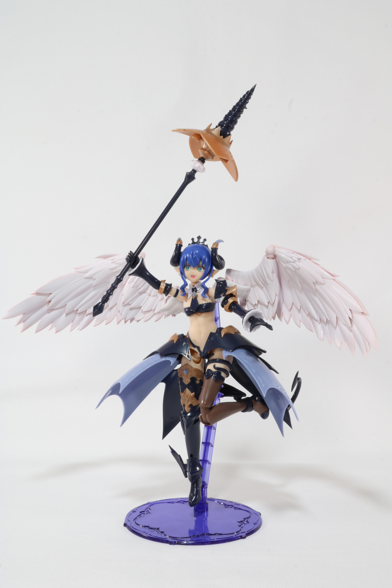 「ヴェルルッタ」に天使の翼を付けた状態