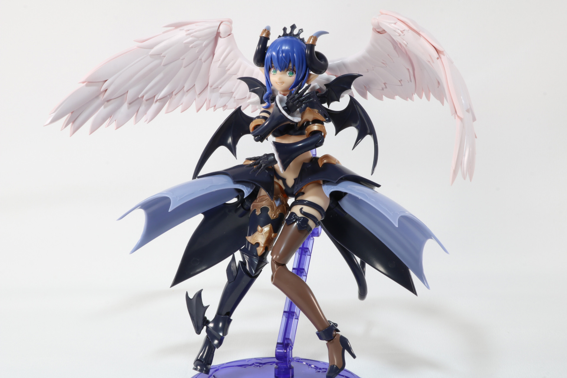 翼パーツを兼ね合わせた「ヴェルルッタ」