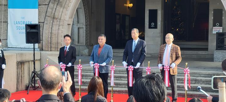 向かって左から、藤巻幸嗣氏（大阪市経済戦略局 理事 ）、宮脇修一氏（龍遊館 代表取締役社長、海洋堂 専務取締役）、木下健治氏（大阪城パークマネジメント株式会社 代表取締役社長）、溝畑宏氏（公益財団法人大阪観光局 理事長）