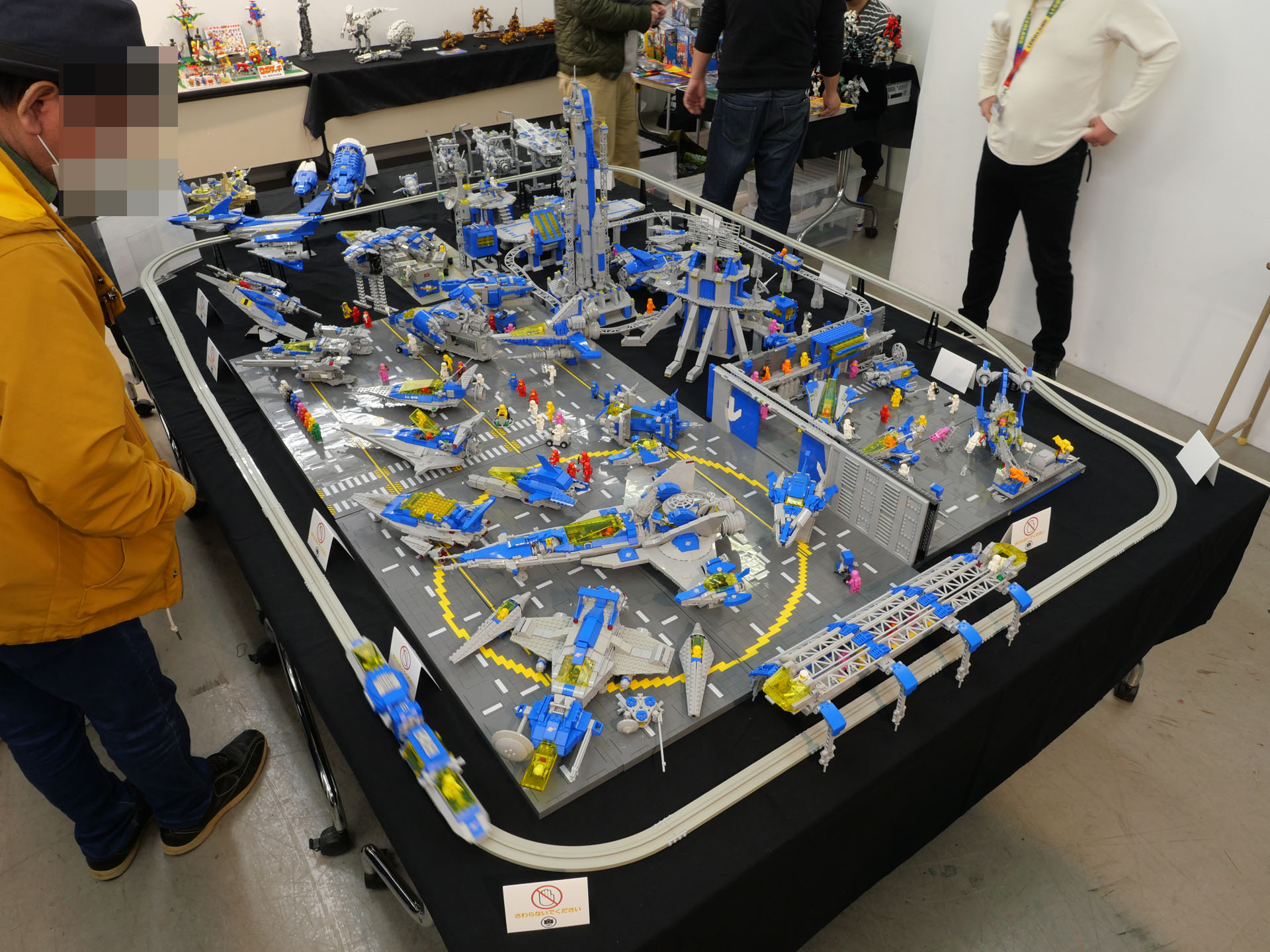 家で一人でレゴブロックの作品をつくるのもいいけど、やはり展示会で人に見てもらう「スゲー」と言ってもらえるのは嬉しい。今回の企画に賛同してくれたメンバーや、足を運んでくれた来場者に感謝！