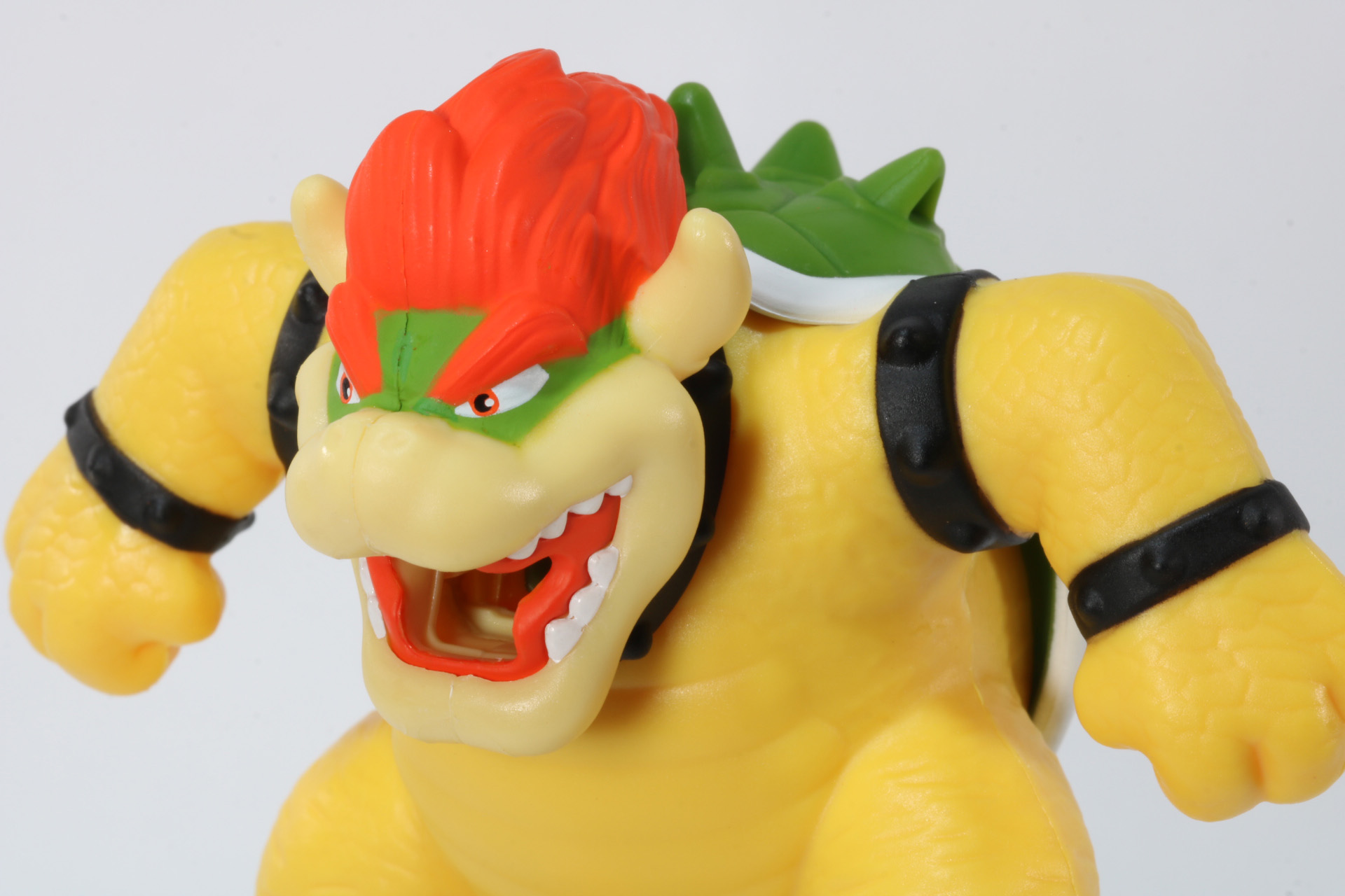 クッパの迫力ある顔も作りこまれている