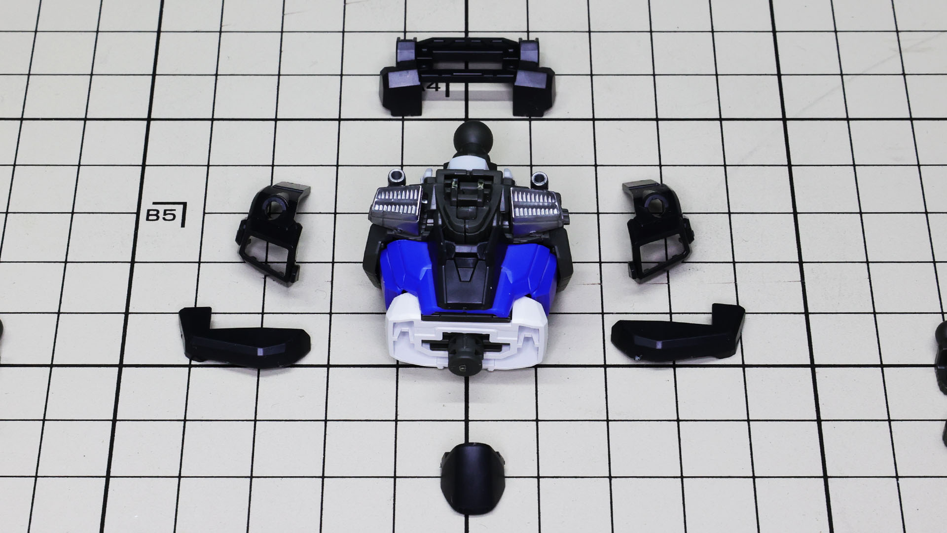 胸部外装で覆っていきます