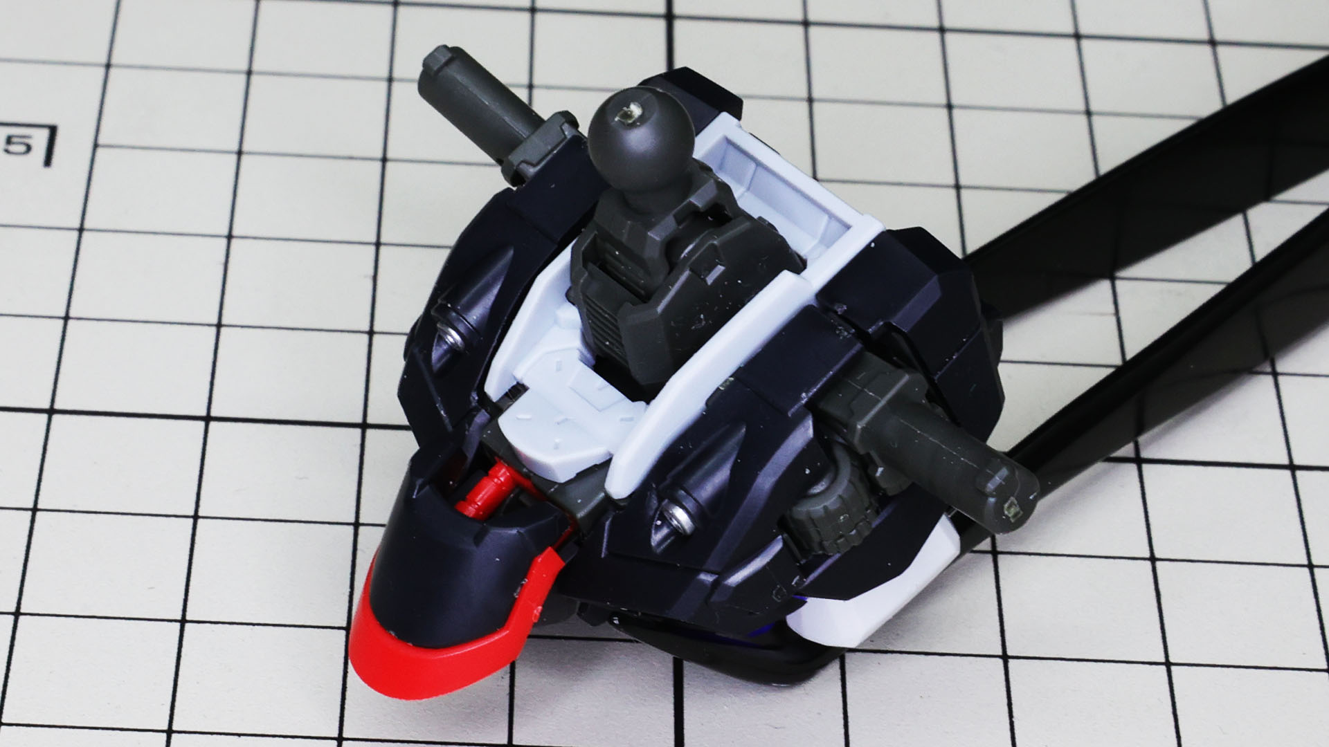 頭部とドッキング、これはまさしくSDバランス……しかもいいバランスではないでしょうか！