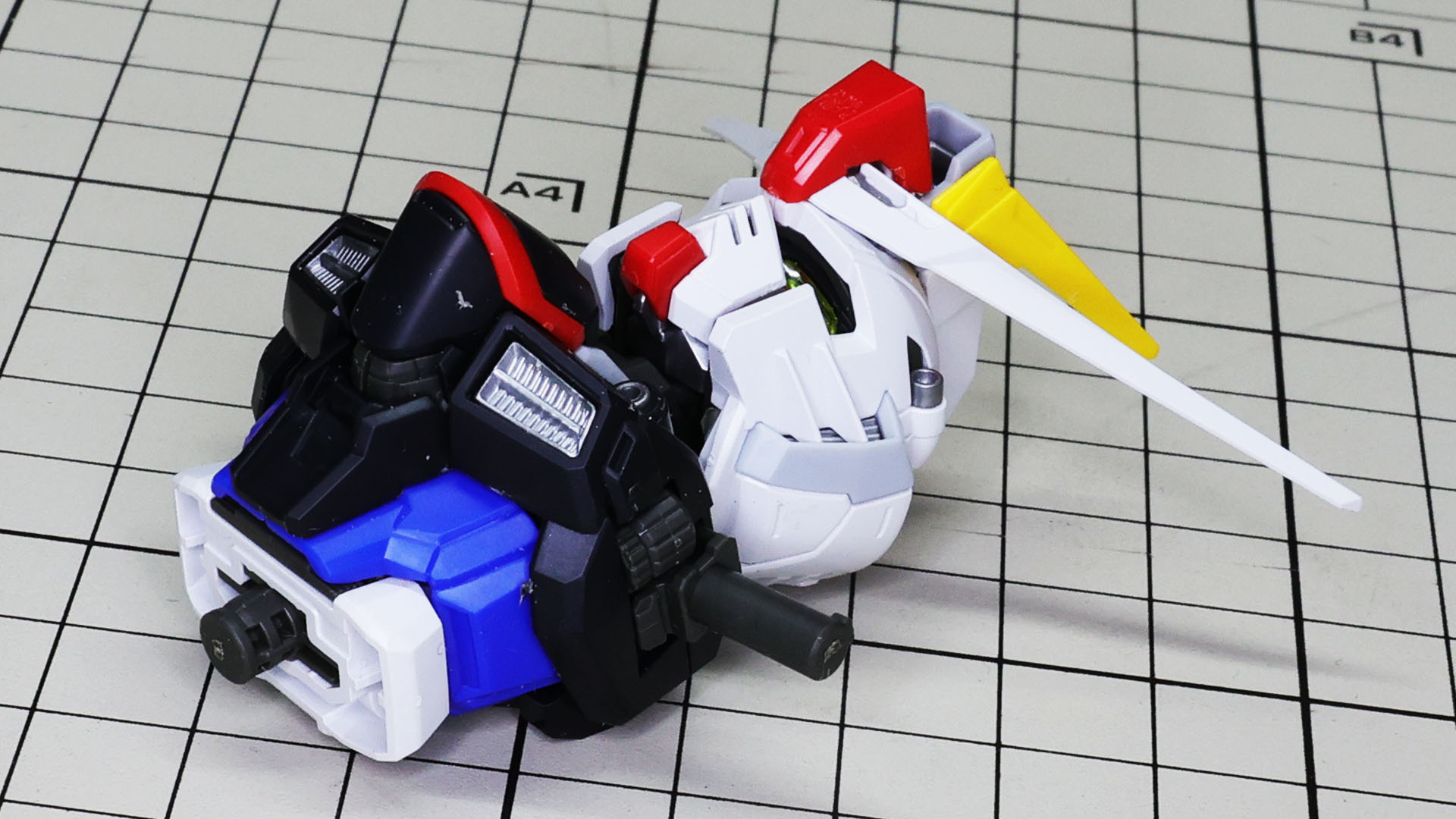 首関節もぐわっと大きくのけぞったり……