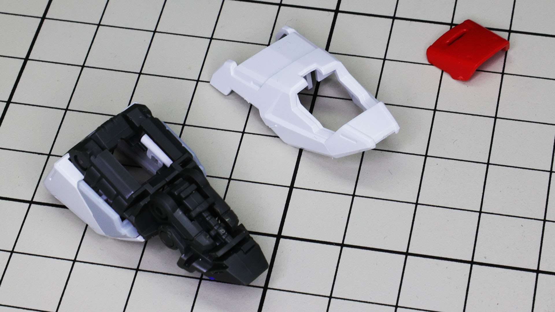 上部カバーを組付けて……