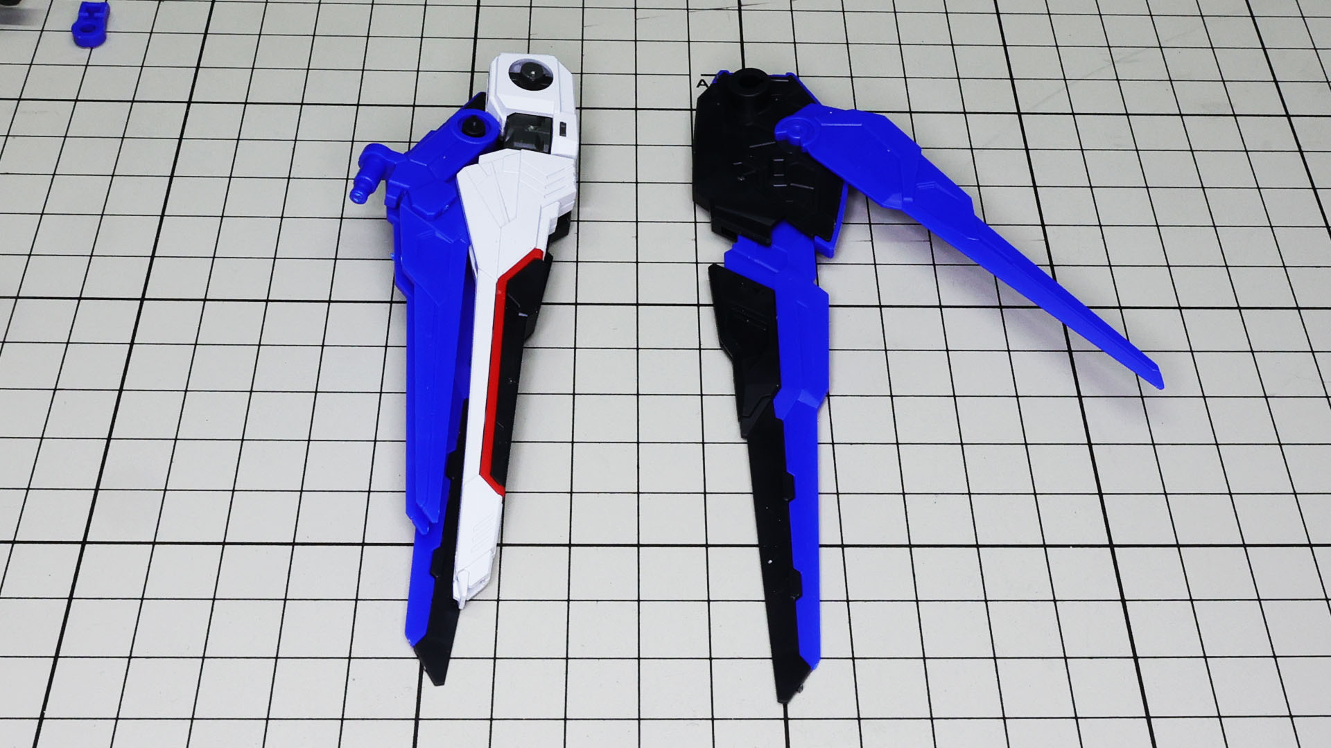 さらに片側のウイングを組み合わせて……