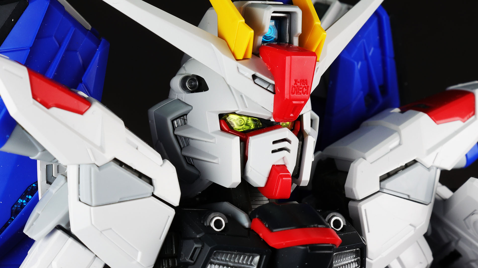 脚部もなんともみっちりなディテールが読み取れます