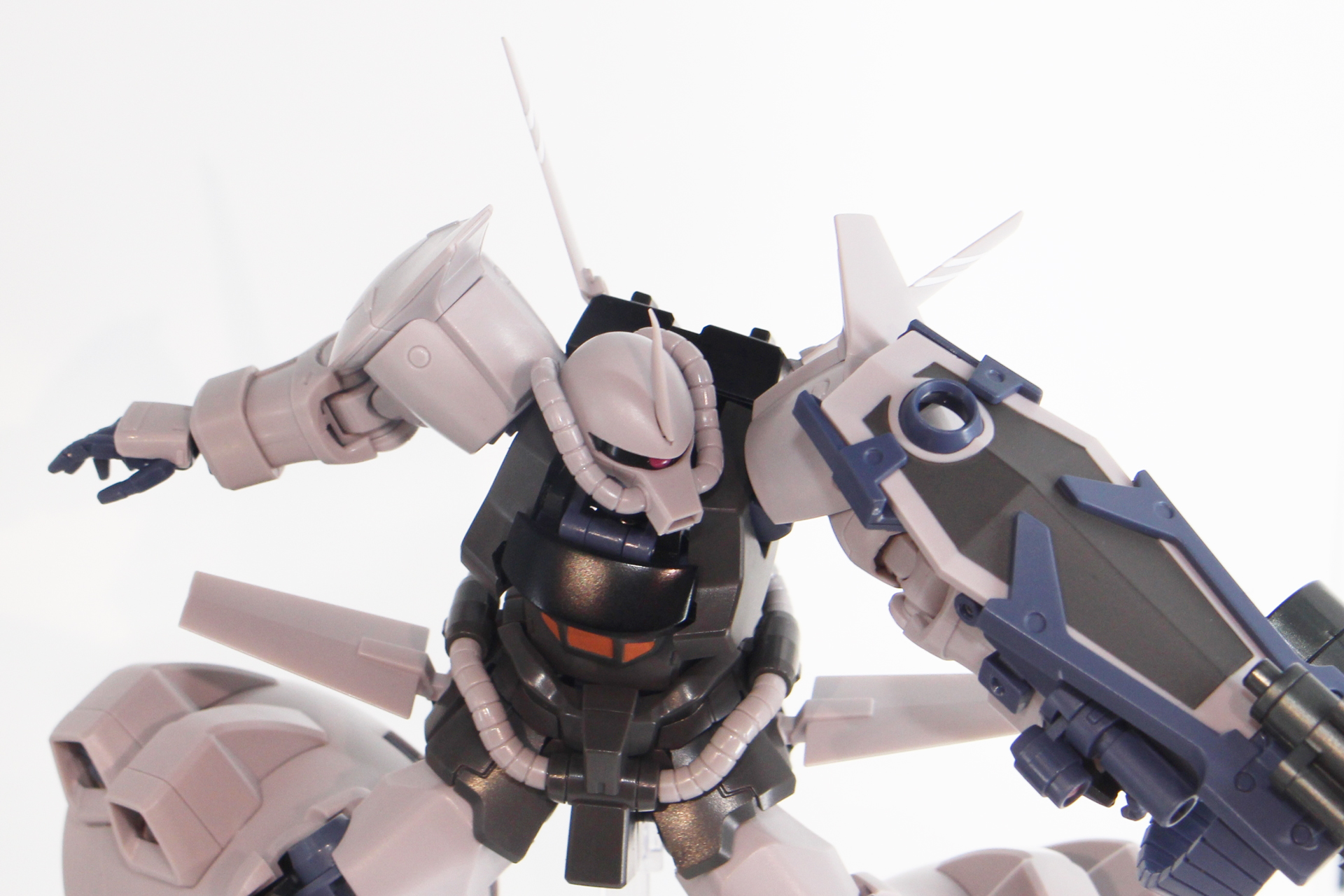 ウイングは4枚あり、角度は自由に付けられる