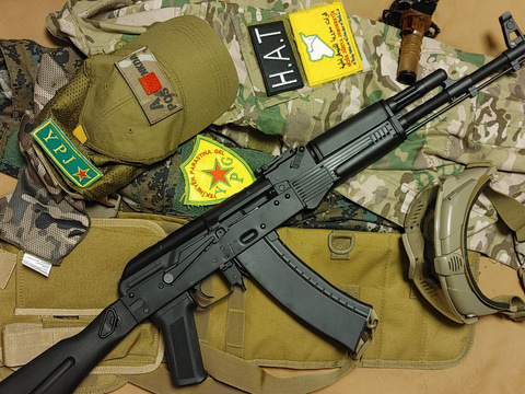 サバイバルゲームで使う銃 サバゲー好き必携！SCAR-L、P90、M4A1などの人気銃がアクリル