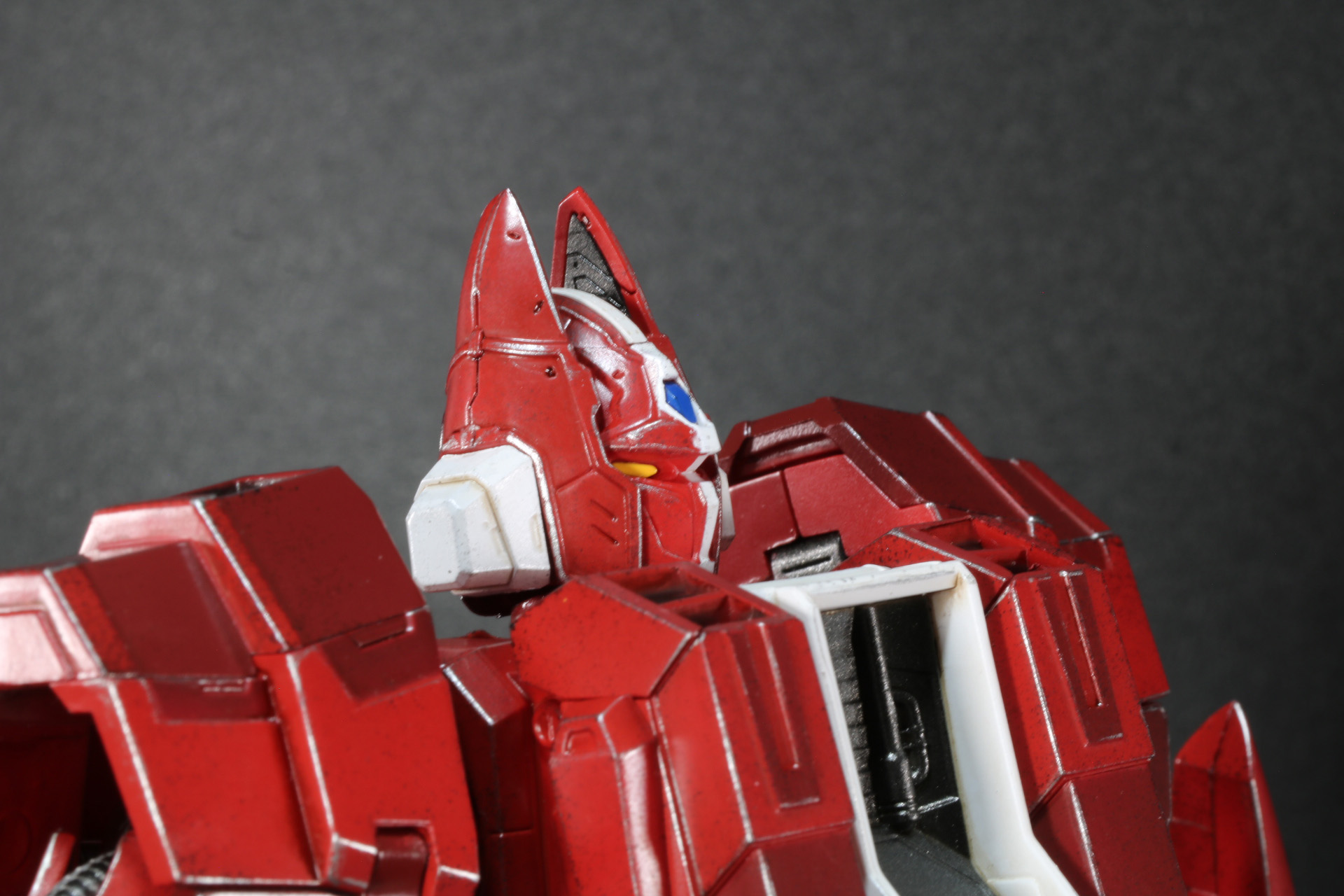 頭部を180度回転